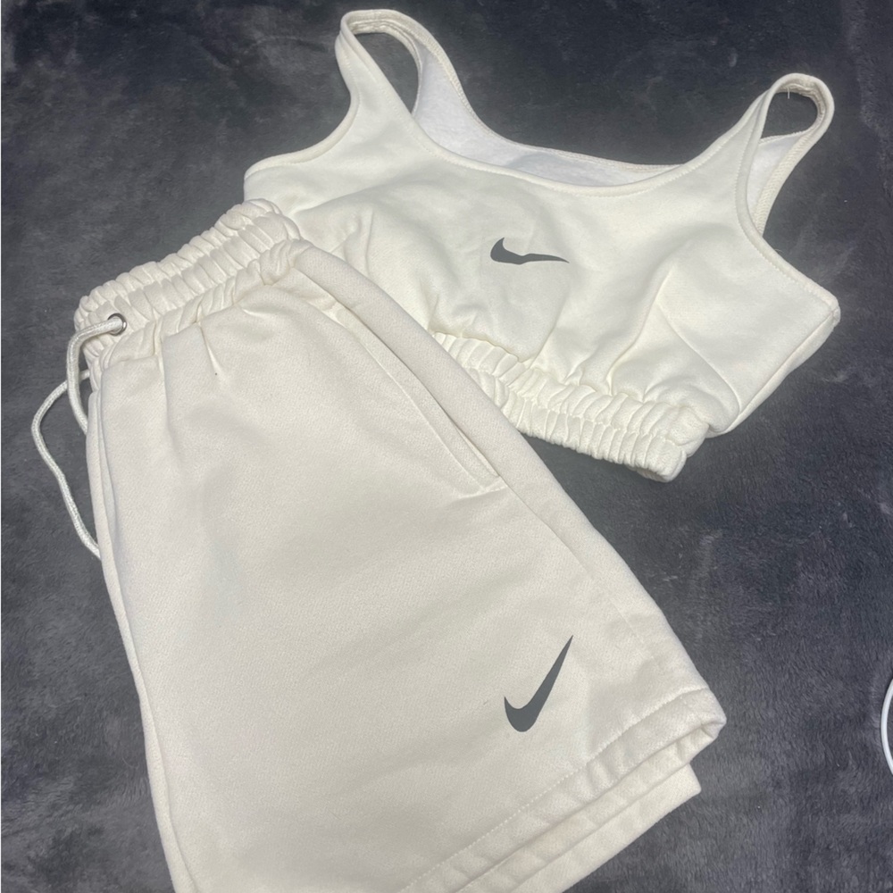 Nike set